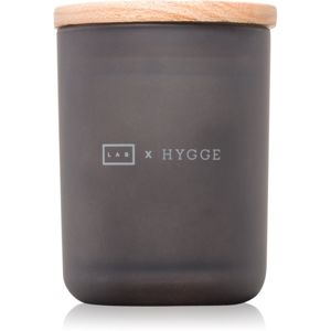 LAB Hygge Comfort illatos gyertya (Oakwood Ash) 107,73 g