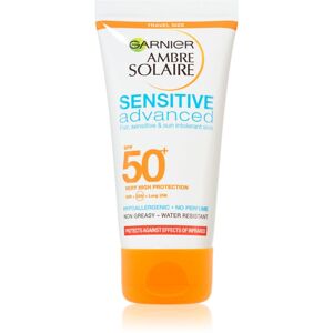 Garnier Ambre Solaire Sensitive Advanced védő krém arcra és testre utazási csomag SPF 50+ 50 ml