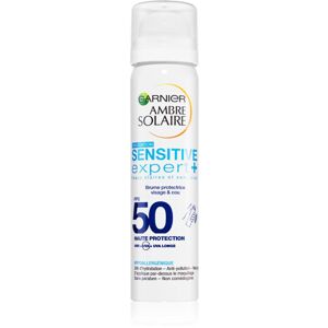 Garnier Ambre Solaire Sensitive Expert+ könnyű napozó spray az arcra és dekoltázsra SPF 50 75 ml