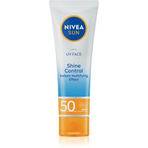 Nivea SUN UV FACE gyengéd mattító arckrém napozáshoz SPF 50 50 ml