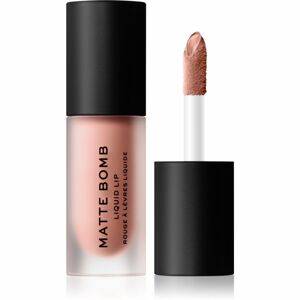 Makeup Revolution Matte Bomb mattító folyékony rúzs árnyalat Nude Allure 4,6 ml