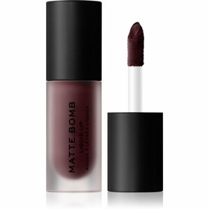 Makeup Revolution Matte Bomb mattító folyékony rúzs árnyalat Satin Chocolate 4,6 ml