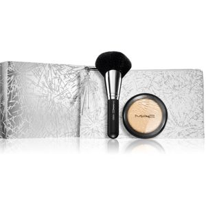 MAC Cosmetics Firelit Kit ajándékszett (élénkítővel)