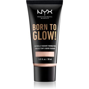 NYX Professional Makeup Born To Glow élénkítő folyékony make-up árnyalat 1.3 Light Porcelain 30 ml