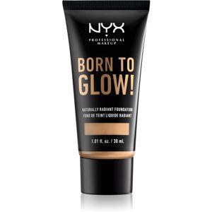 NYX Professional Makeup Born To Glow élénkítő folyékony make-up árnyalat 08 True Beige 30 ml