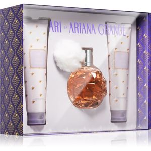 Ariana Grande Ari ajándékszett hölgyeknek