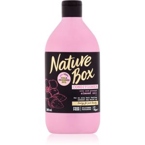 Nature Box Almond kondícionáló finom és lesimuló hajra 385 ml