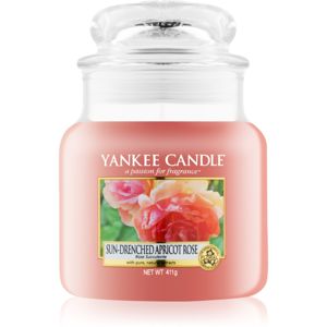 Yankee Candle Sun-Drenched Apricot Rose illatos gyertya Classic közepes méret