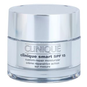 Clinique Clinique Smart nappali ránctalanító krém a száraz és nagyon száraz bőrre SPF 15