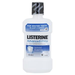 Listerine Advanced White szájvíz fehérítő hatással