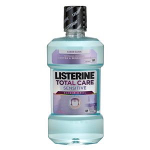 Listerine Total Care Sensitive szájvíz az érzékeny fogak komplett védelméért 500 ml