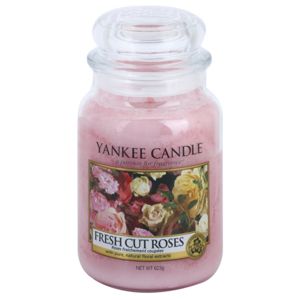 Yankee Candle Fresh Cut Roses illatgyertya Classic kis méret 623 g