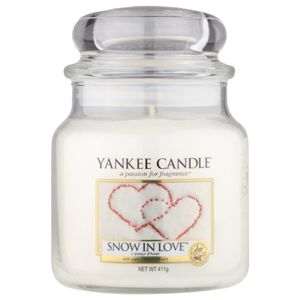 Yankee Candle Snow in Love illatgyertya Classic közepes méret 411 g